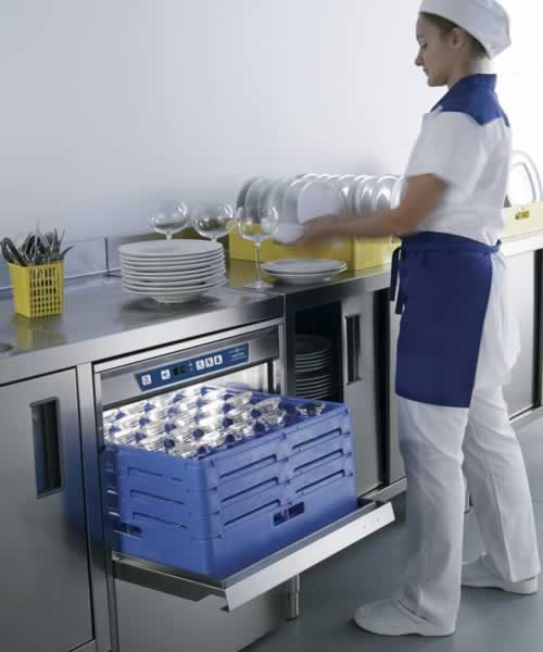 Undercounter dishwashers