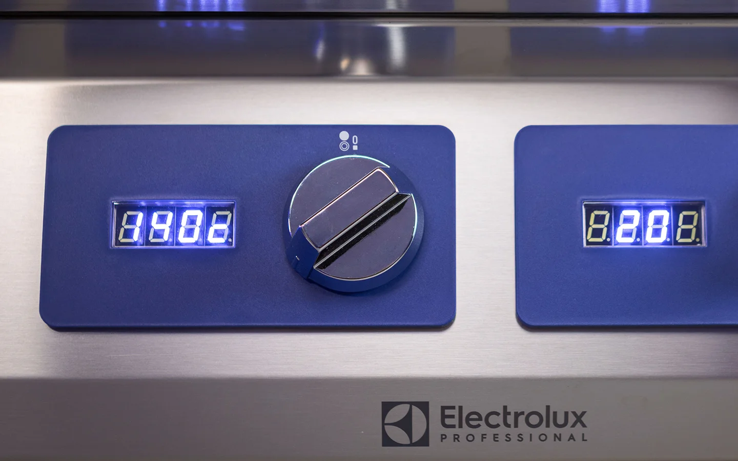 http://modular-cooking-digital-control-e-XP-700-900-electrolux-professional-dim-1440x900-1