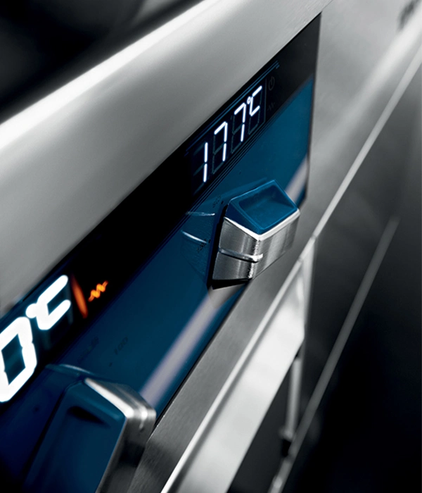 design-digital-display-thermaline-premium-cooking-range-electrolux-professional-dim-600x700-1