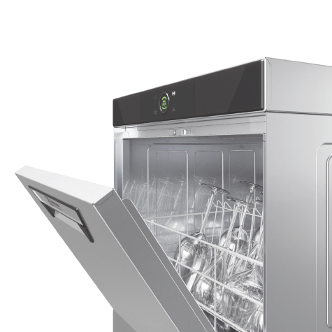 myPRO_Spüler_geöffnet myPRO Untertischspülmaschine mit Gläsern