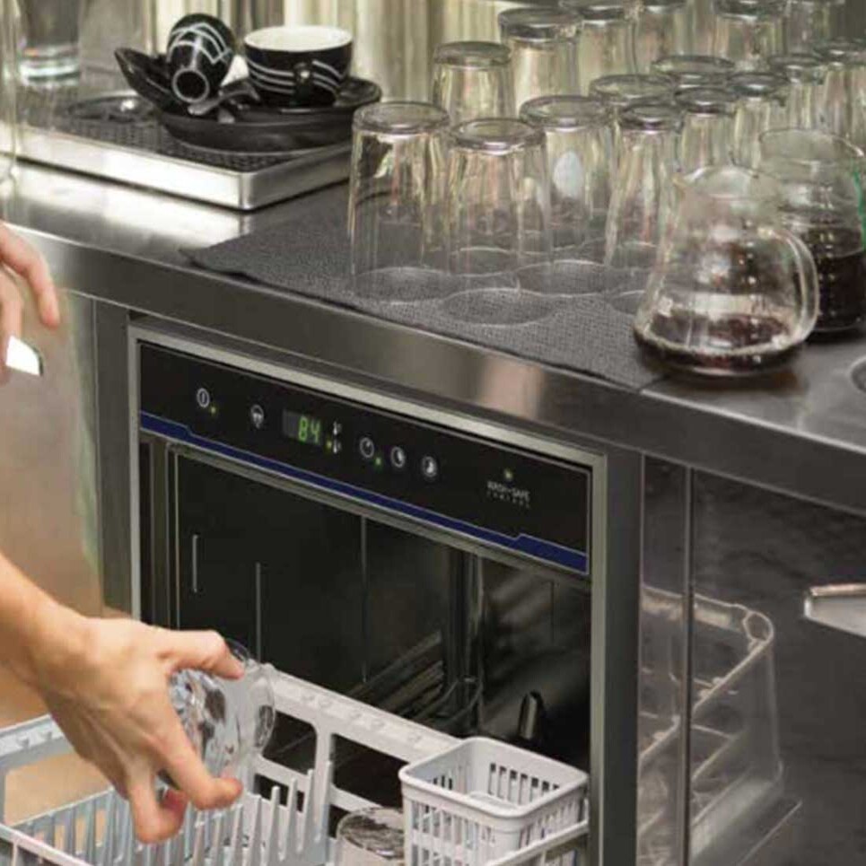 Comment choisir un lave-vaisselle professionnel : 10 critères pour ne pas  se tromper - DEEGREEZ