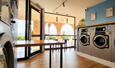 Ouvrir une laverie automatique : étapes, budget et conseils