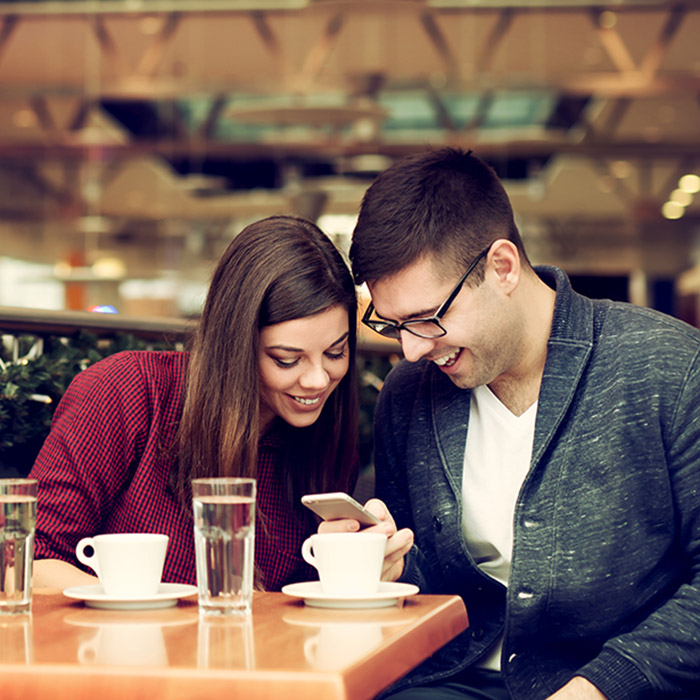 couple drinking coffee