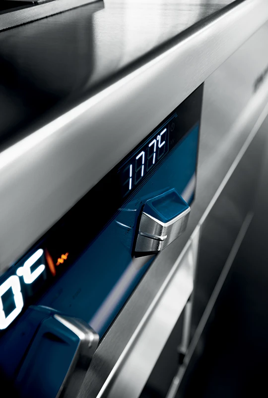 design-digital-display-thermaline-premium-cooking-range-electrolux-professional-dim-540x800-1