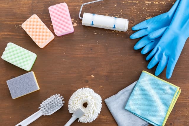 嘔吐物や尿がついた服を洗濯する際に準備するもの