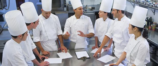 Restaurant-kitchen-staff-structure