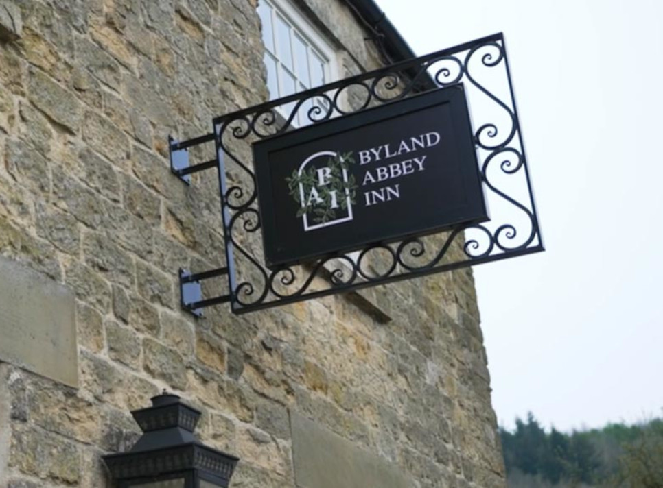 the-abbey-in-banner-966